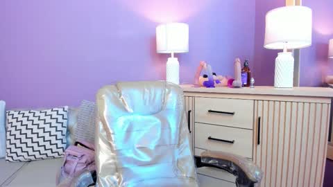 nathalie rossel online show from March 24, 6:57 pm