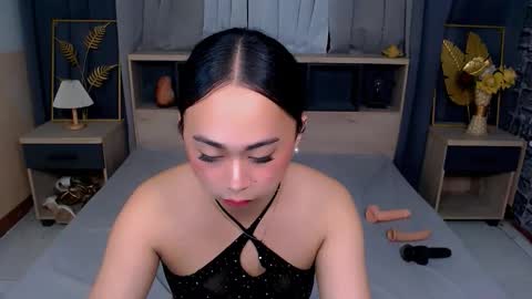 Snapshot of nathalyastone chatting on October 15, 2:33 am SWEET NATHALYA online show from October 15, 2:33 am