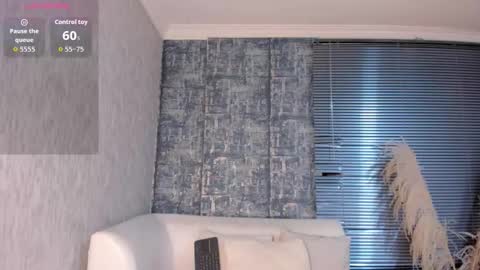        online show from February 26, 9:03 pm