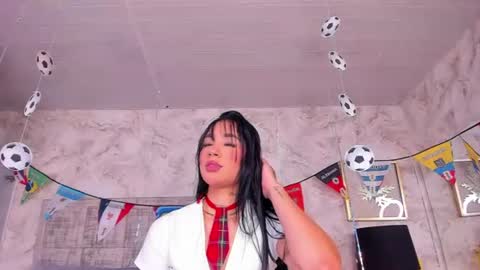 Snapshot of nathalymoore26 chatting on July 3, 7:42 pm NathalyMoore online show from July 3, 7:42 pm
