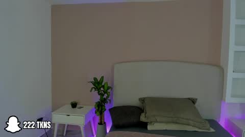 NATHALY  online show from May 29, 10:57 am