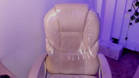 nathalyy_ds online show from October 11, 9:02 pm