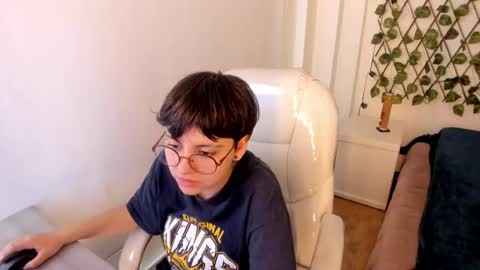 nathalyy_ds online show from November 12, 7:46 pm