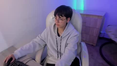 nathalyy_ds online show from November 28, 1:03 pm