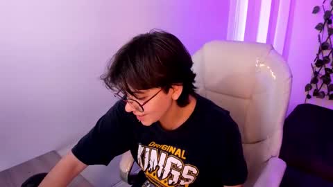 nathalyy_ds online show from February 18, 8:05 pm