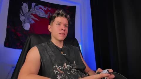 Snapshot of nathan_blake_ chatting on June 16, 5:59 pm Nathan online show from June 16, 5:59 pm