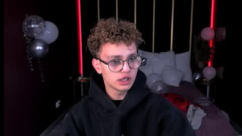 Nathan online show from October 21, 7:36 pm