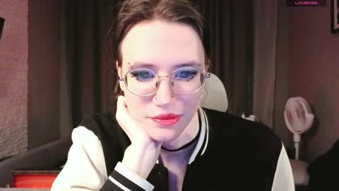 Snapshot of nathan_lucas chatting on December 14, 12:38 am This name is so sexy you cant pronounce it. online show from December 14, 12:38 am