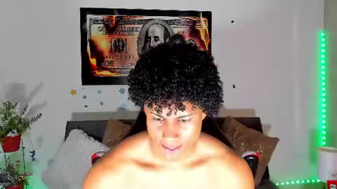 Snapshot of nathan_sexy247 chatting on July 17, 2:34 pm Nathan online show from July 17, 2:34 pm