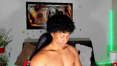 Snapshot of nathan_sexy247 chatting on July 22, 11:24 am Nathan online show from July 22, 11:24 am