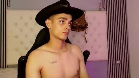 nathan_shimmer online show from May 5, 4:31 am