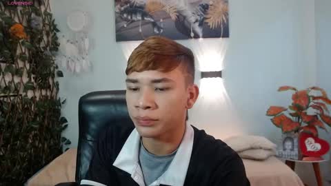 nathanclay online show from December 23, 3:15 am