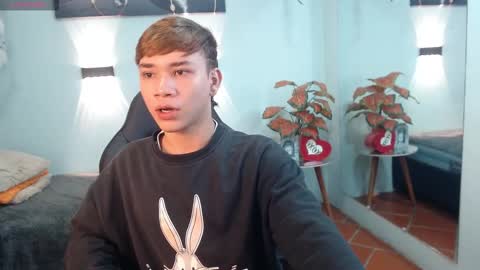 nathanclay online show from March 25, 3:34 am