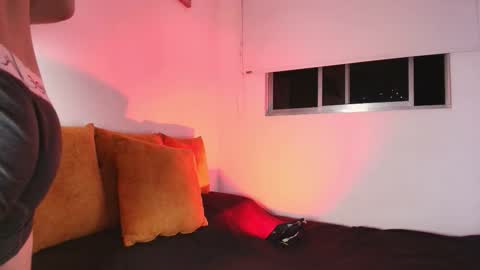   online show from November 24, 6:57 am