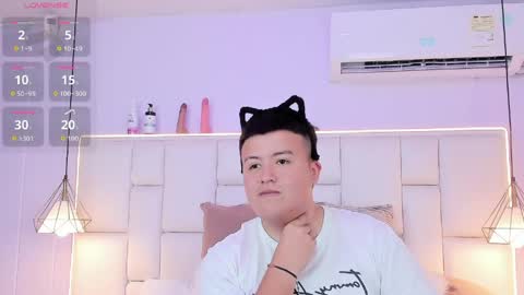 Nathaniel online show from April 8, 6:19 pm