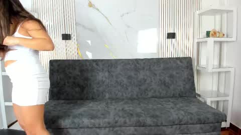 nathasha_ggh online show from October 21, 6:14 am