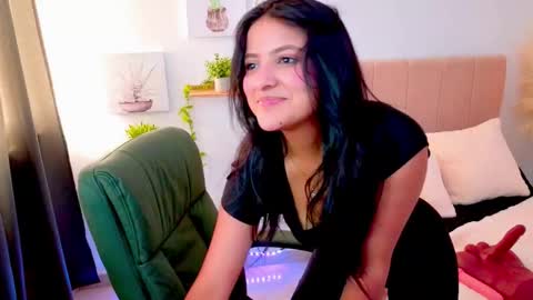 nathi_medusa online show from October 15, 5:35 pm