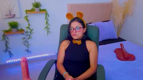 nathi_medusa online show from October 21, 4:30 pm