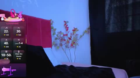 nathi_medusa online show from November 6, 9:15 pm