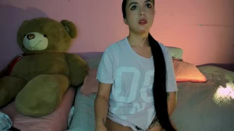 Snapshot of nathy_8 chatting on February 20, 3:56 am Nathalia online show from February 20, 3:56 am