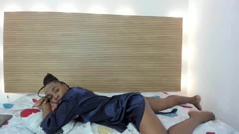 Snapshot of nathy_ross chatting on February 9, 7:49 am nathy_ross online show from February 9, 7:49 am