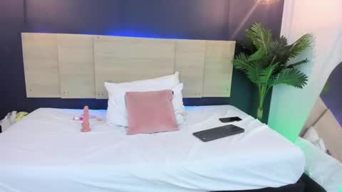 Snapshot of nathy_ross chatting on February 22, 11:03 pm nathy_ross online show from February 22, 11:03 pm