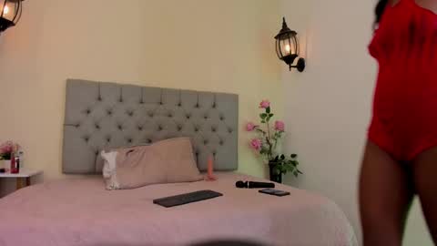 Snapshot of nathy_ross chatting on March 10, 5:50 pm nathy_ross online show from March 10, 5:50 pm