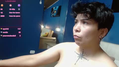 Snapshot of nato_evans chatting on December 19, 1:50 am nato_evans online show from December 19, 1:50 am