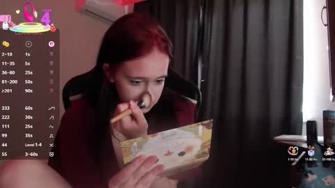 Snapshot of natsuki2005 chatting on September 16, 6:47 am natsuki2005 online show from September 16, 6:47 am