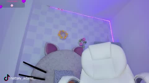 Naty online show from October 17, 8:00 pm