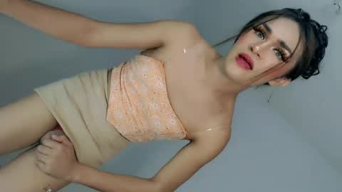 Nathalie smith online show from June 19, 1:54 am