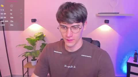 Nathaniel online show from May 6, 11:54 pm