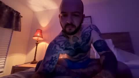 Snapshot of natti_daddy chatting on April 16, 8:37 am Nattidaddy online show from April 16, 8:37 am