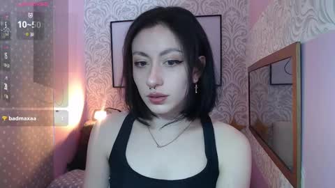Snapshot of natty_33 chatting on March 5, 2:56 pm Natt.....3 online show from March 5, 2:56 pm