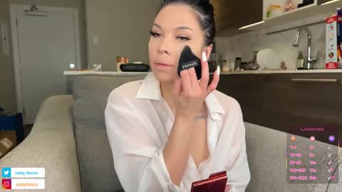 NATTY FIERROS online show from February 18, 9:31 pm