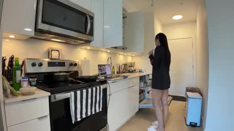 NATTY FIERROS online show from September 22, 9:50 pm