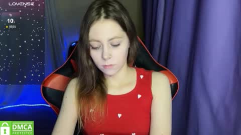 Snapshot of natural_babe666 chatting on October 21, 7:36 pm natural_babe666 online show from October 21, 7:36 pm