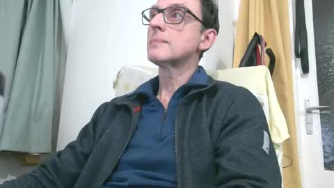 Snapshot of naturista25 chatting on December 16, 5:07 pm naturista25 online show from December 16, 5:07 pm