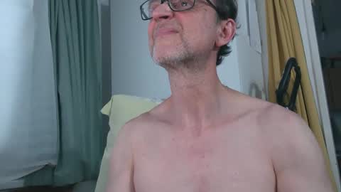 Snapshot of naturista25 chatting on May 25, 6:25 pm naturista25 online show from May 25, 6:25 pm