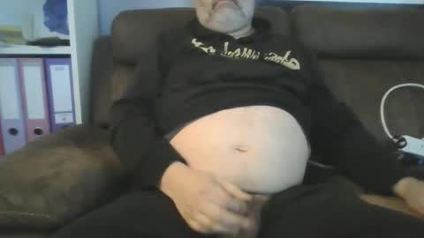 Snapshot of naturistmale45 chatting on January 7, 2:19 pm naturistmale45 online show from January 7, 2:19 pm