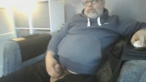 naturistmale45 online show from November 22, 3:11 pm