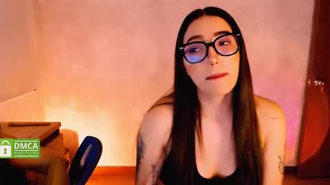 Snapshot of natval_ chatting on February 6, 11:32 am Natalia Valeria online show from February 6, 11:32 am