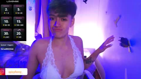 Snapshot of naty_lux19 chatting on October 29, 10:28 am Fernanda online show from October 29, 10:28 am