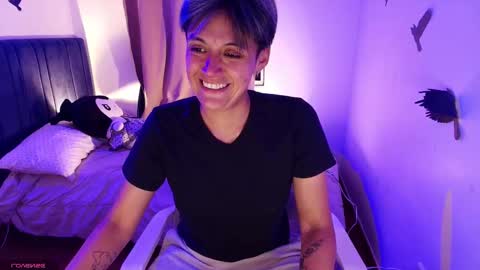 Snapshot of naty_lux19 chatting on November 17, 1:33 am Fernanda online show from November 17, 1:33 am