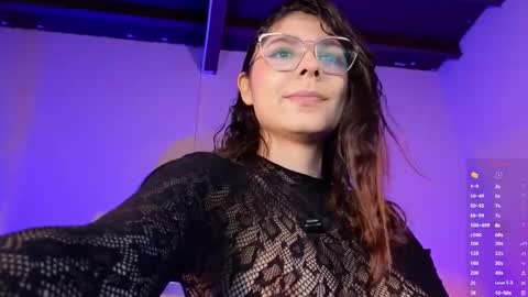 Naty Saenz online show from November 11, 9:42 am