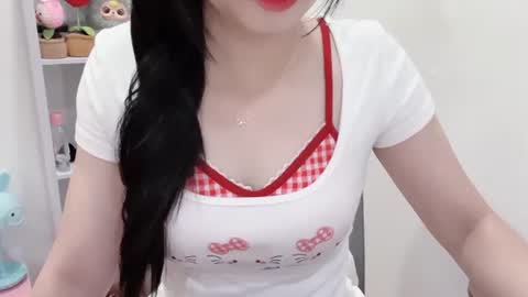Kiki online show from June 19, 2:16 am