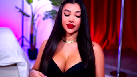 Naty online show from November 1, 10:28 am