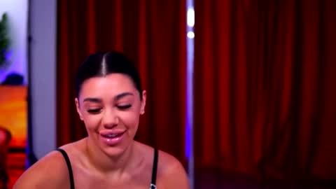 Naty online show from December 5, 4:43 am