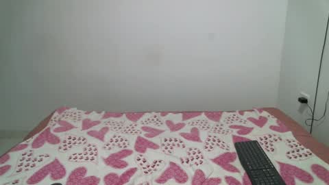 Snapshot of natyscoth chatting on February 18, 2:49 am online show from February 18, 2:49 am