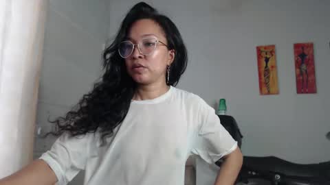 Snapshot of natzumi_mcqueen chatting on December 30, 4:19 pm Stella Mcqueen online show from December 30, 4:19 pm